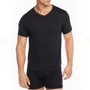 Nike Everyday Cotton V-Neck Undershirt
